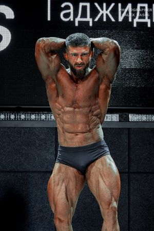 CLASSIC PHYSIQUE